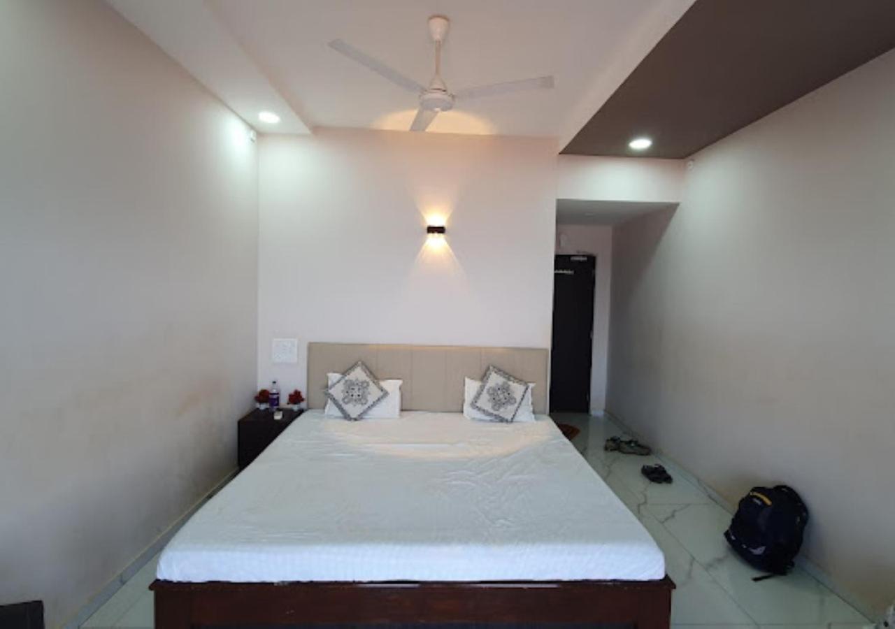 Sea King Beach Resort Ganpatipule Kültér fotó