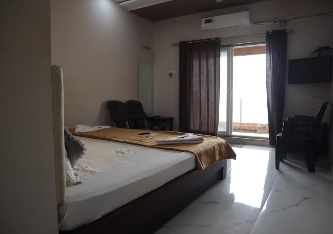 Sea King Beach Resort Ganpatipule Kültér fotó