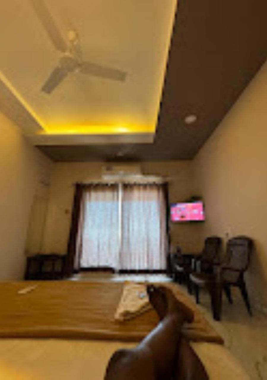 Sea King Beach Resort Ganpatipule Kültér fotó
