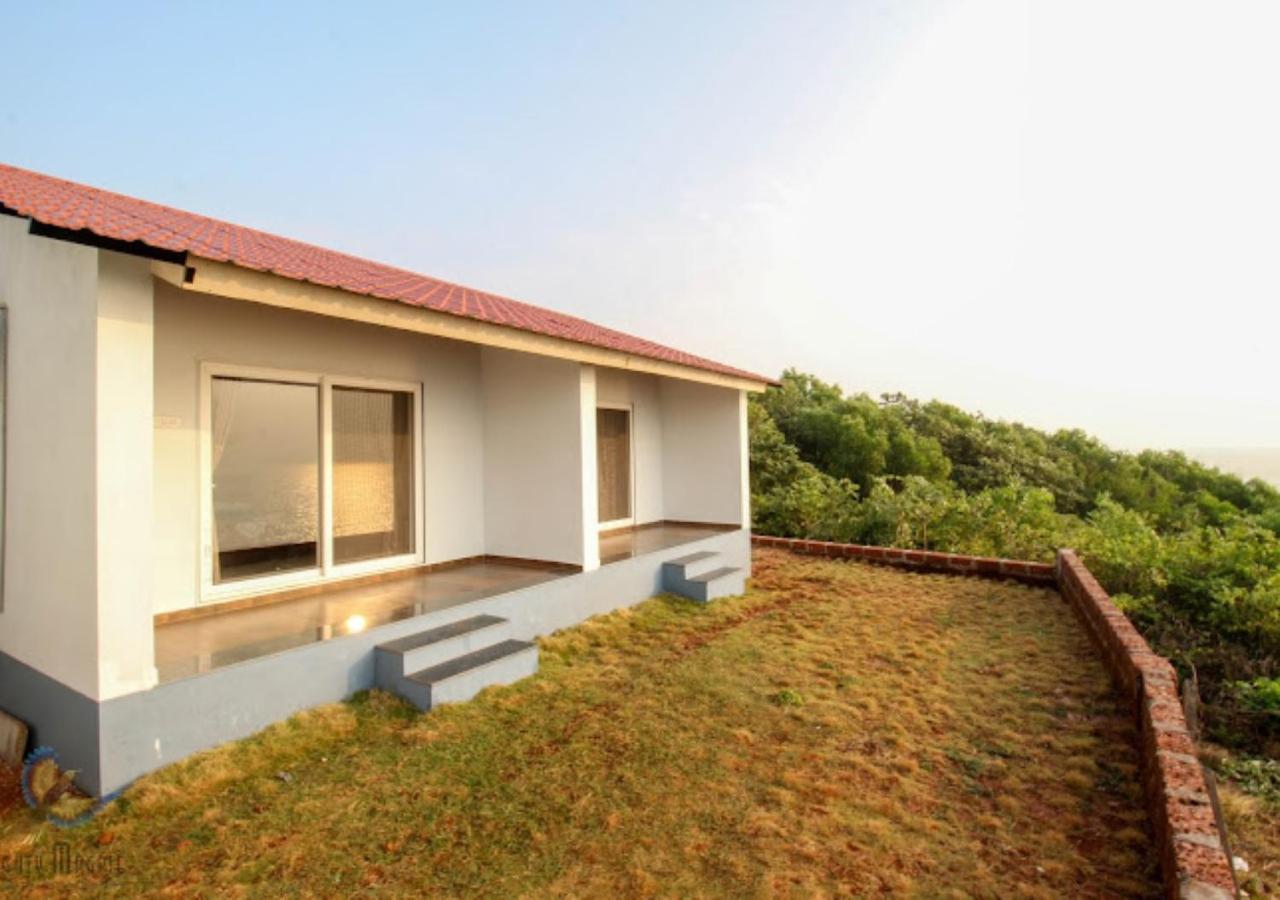 Sea King Beach Resort Ganpatipule Kültér fotó